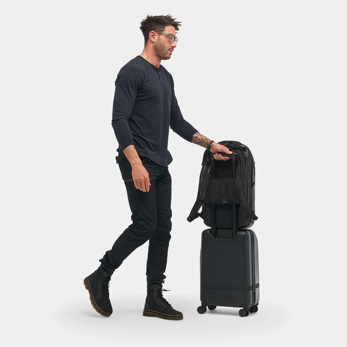 McKinnon Camera Pack 35L - Image 9