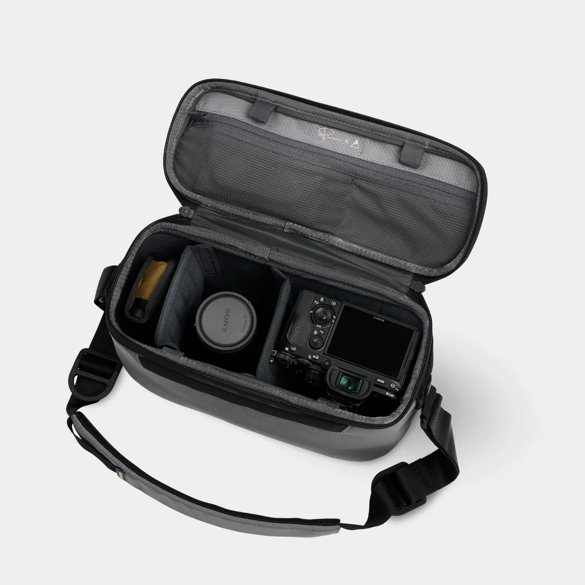 Luma Camera Sling 12L - Image 9