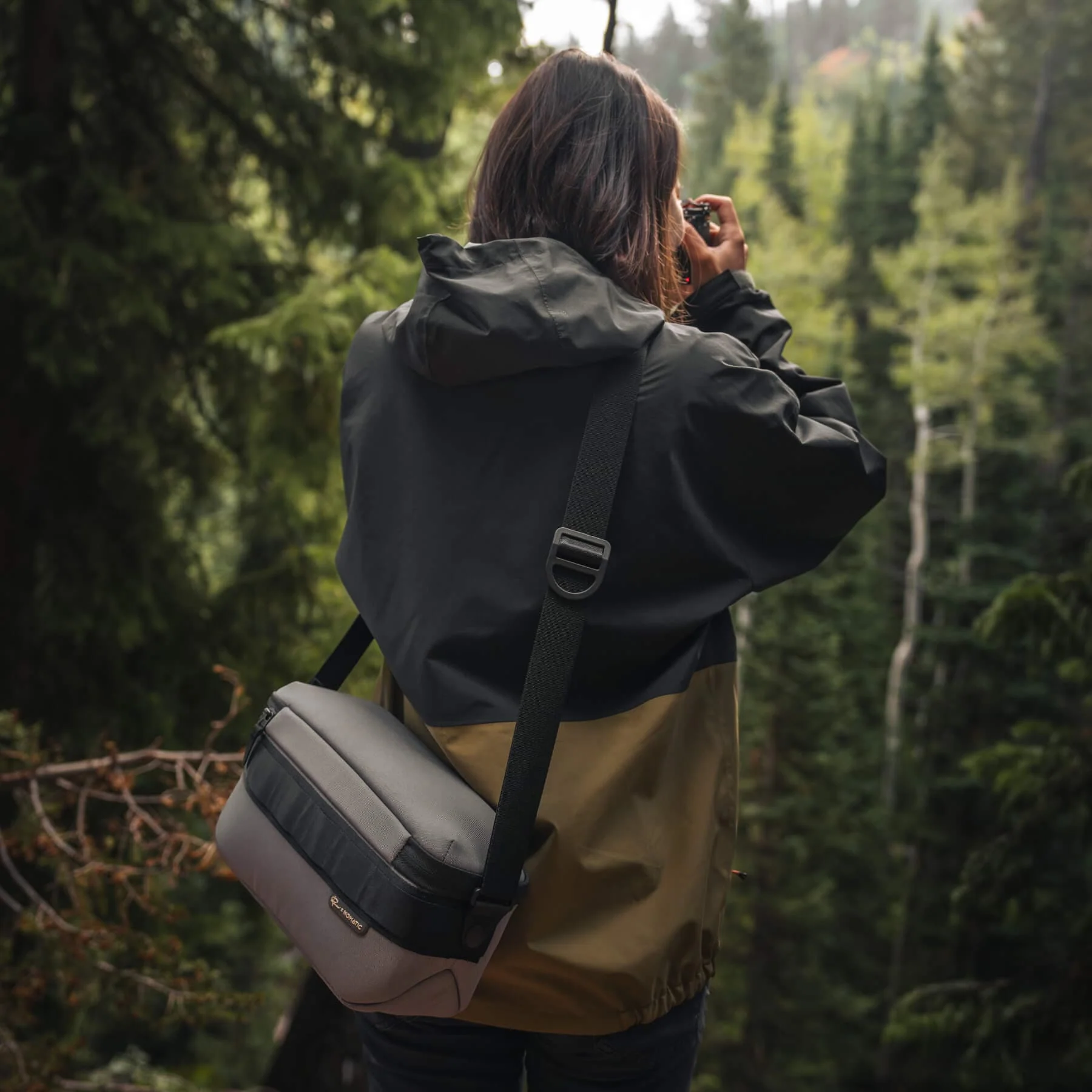 Luma Camera Sling 9L - Image 23