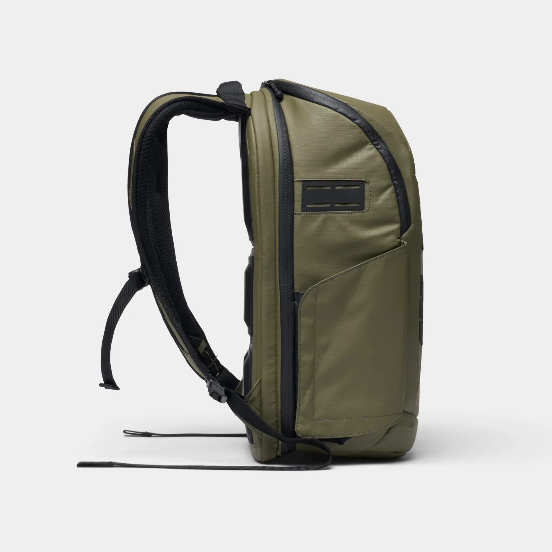 McKinnon Camera Pack 25L - Image 3