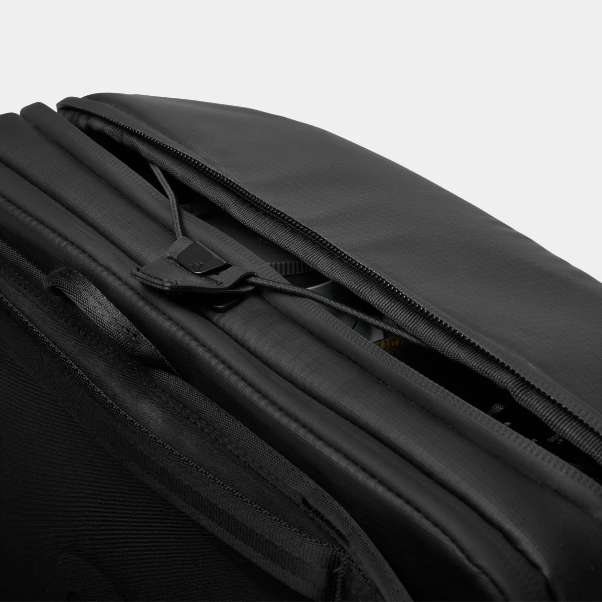 McKinnon Camera Sling 5L - Image 5