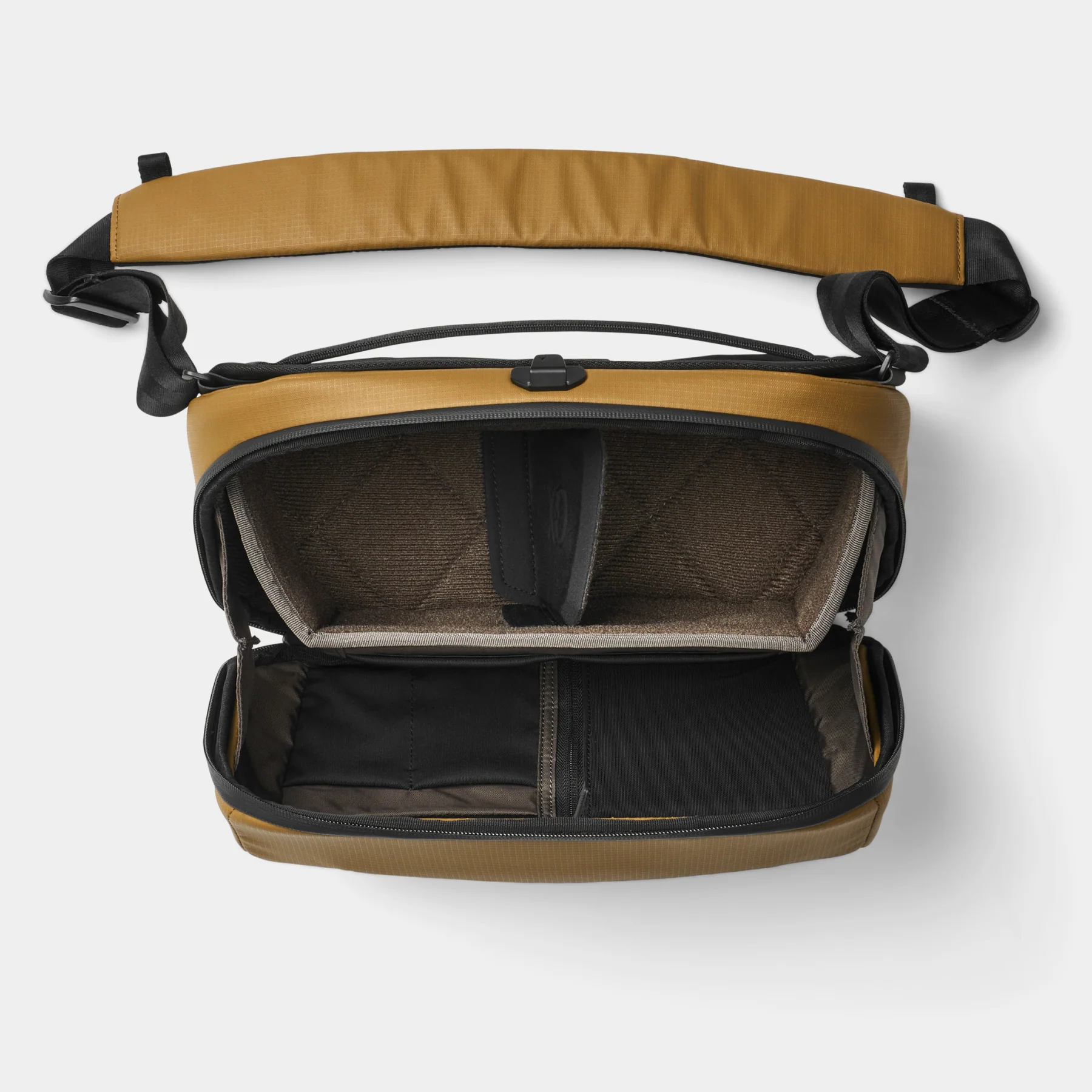 McKinnon Camera Sling 8L - Image 17
