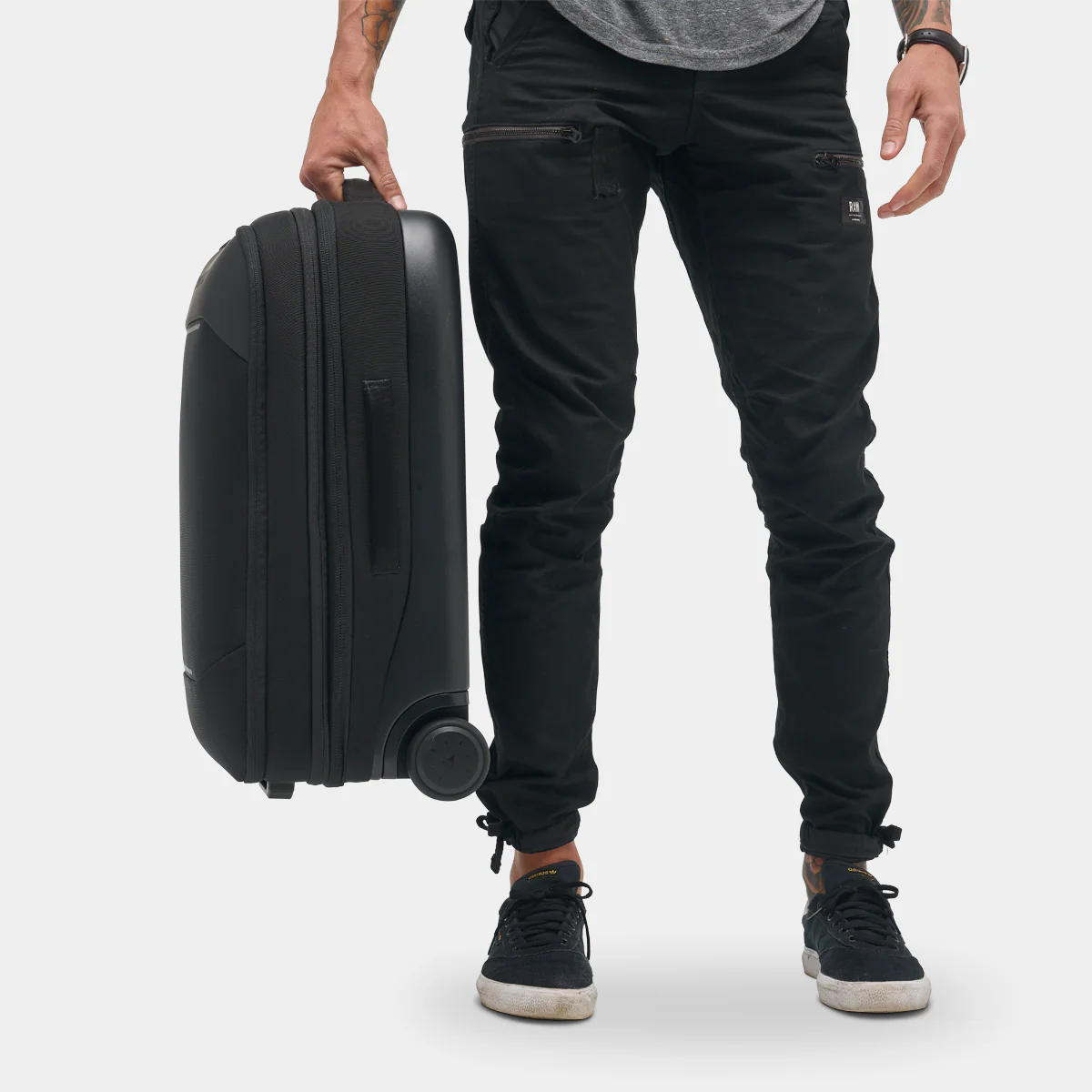 Navigator Carry-On 37L - Image 8